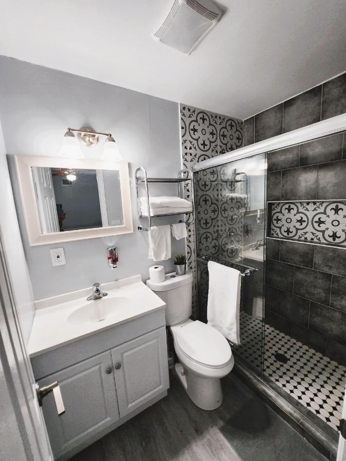 Cheerful Super Suite + 2 Queen + Sofa Bed Minutes From The Airport! Tampa Luaran gambar