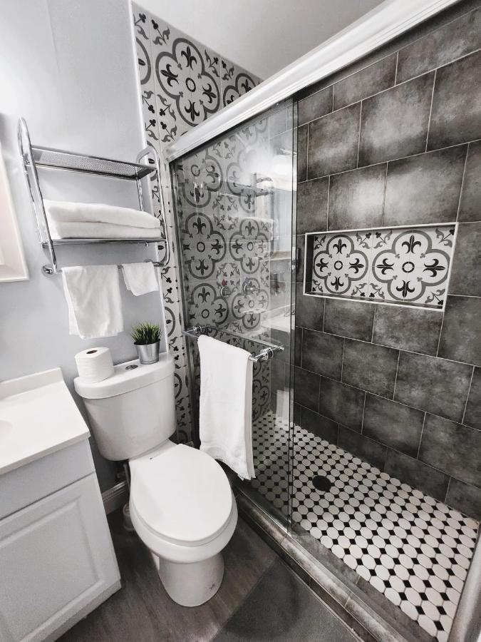Cheerful Super Suite + 2 Queen + Sofa Bed Minutes From The Airport! Tampa Luaran gambar