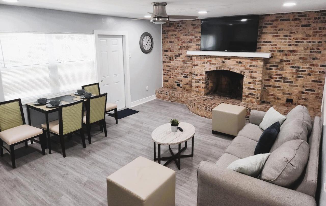 Cheerful Super Suite + 2 Queen + Sofa Bed Minutes From The Airport! Tampa Luaran gambar